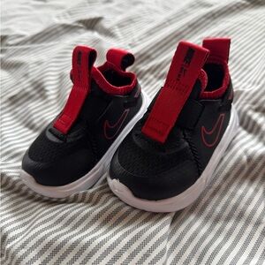 Nike Kids Black and Red Sneakers